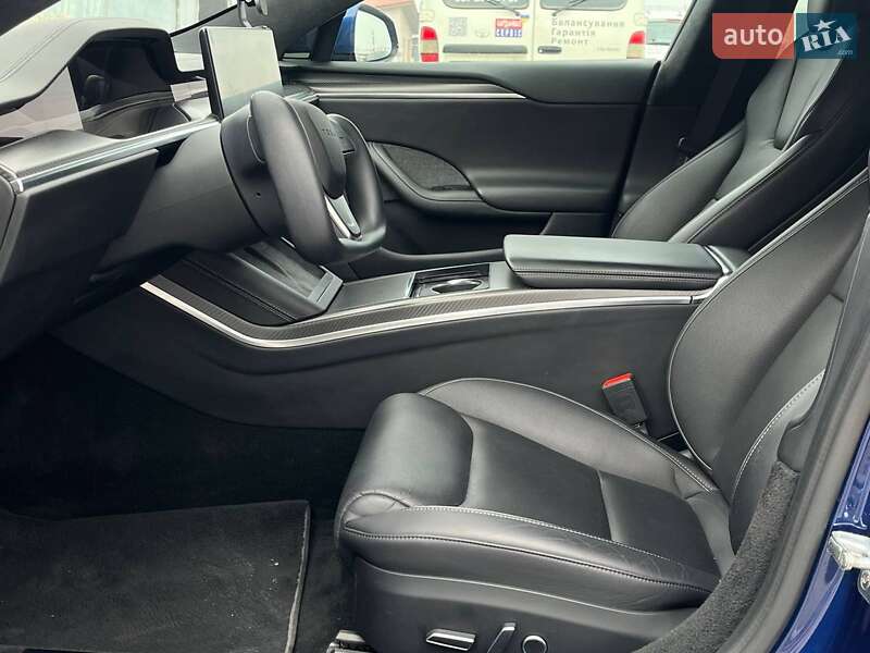 Лифтбек Tesla Model S 2021 в Львове