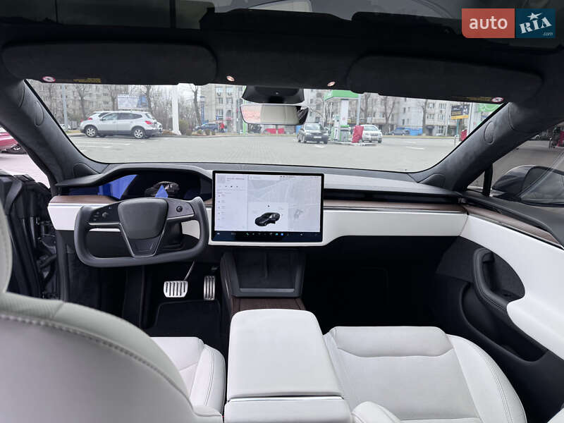 Лифтбек Tesla Model S 2021 в Киеве