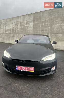 Ліфтбек Tesla Model S 2020 в Львові