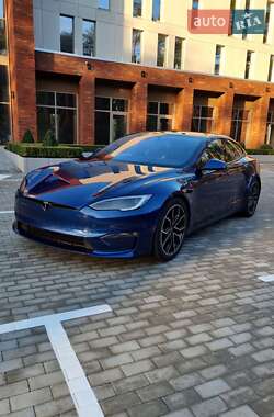 Лифтбек Tesla Model S 2021 в Киеве