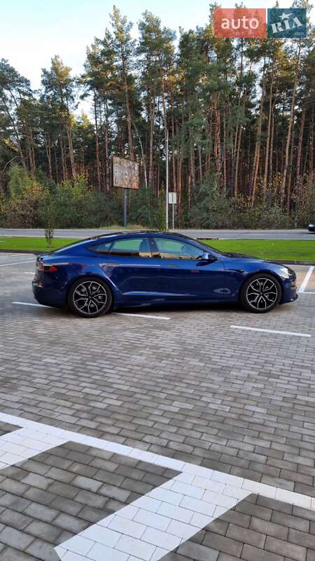 Лифтбек Tesla Model S 2021 в Киеве