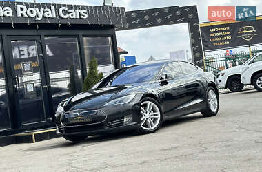 Лифтбек Tesla Model S 2014 в 