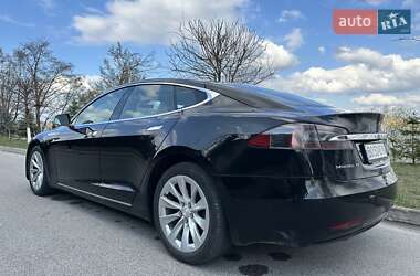 Лифтбек Tesla Model S 2017 в Тернополе