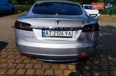 Ліфтбек Tesla Model S 2016 в Тернополі