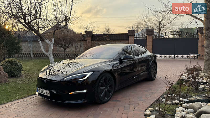 Лифтбек Tesla Model S 2022 в 