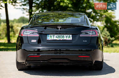 Ліфтбек Tesla Model S 2021 в 