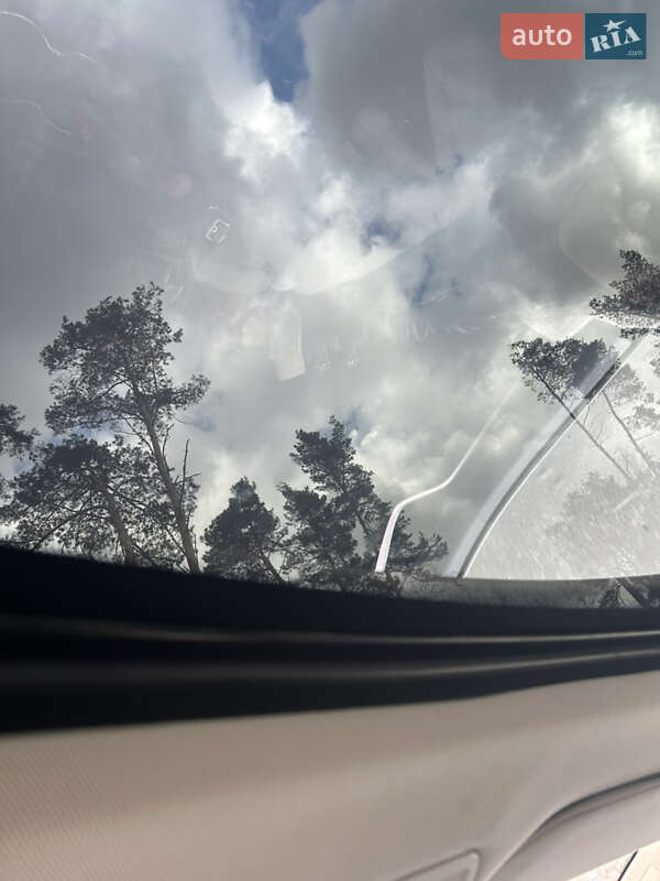 Ліфтбек Tesla Model S 2014 в Житомирі