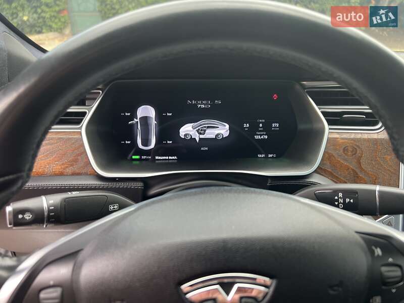Лифтбек Tesla Model S 2017 в Одессе