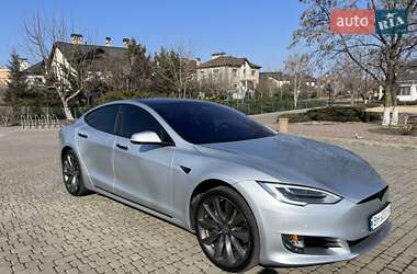 Ліфтбек Tesla Model S 2017 в 