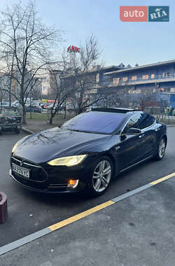 Ліфтбек Tesla Model S 2015 в 