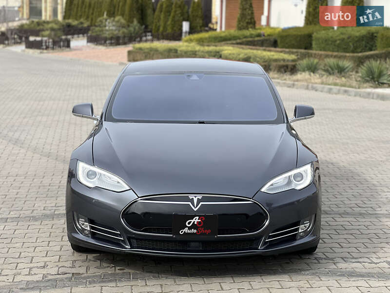 Лифтбек Tesla Model S 2014 в Одессе