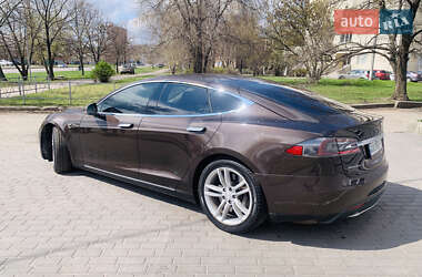 Ліфтбек Tesla Model S 2013 в Харкові