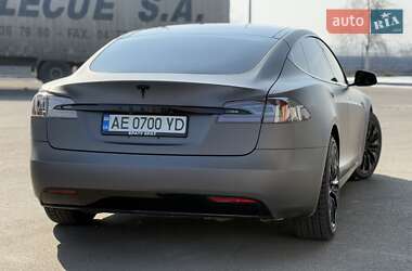 Ліфтбек Tesla Model S 2016 в 