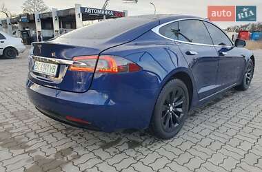 Лифтбек Tesla Model S 2018 в 