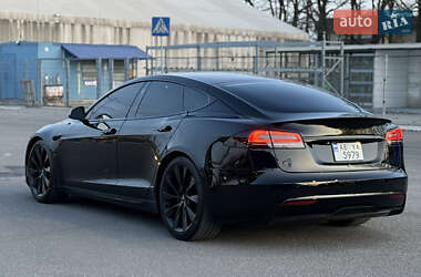 Лифтбек Tesla Model S 2022 в 