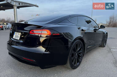 Лифтбек Tesla Model S 2022 в 
