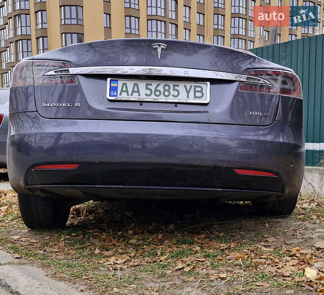Ліфтбек Tesla Model S 2017 в Києві фото 4 Ліфтбек Tesla Model S 2017 в Києві