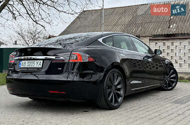 Лифтбек Tesla Model S 2017 в 
