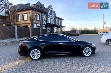 Лифтбек Tesla Model S 2018 в 