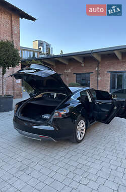Лифтбек Tesla Model S 2013 в 