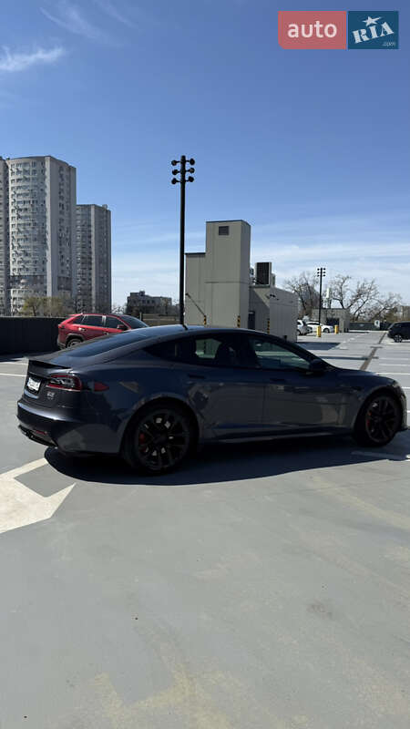 Лифтбек Tesla Model S 2021 в Киеве