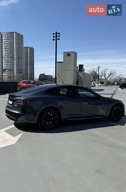 Лифтбек Tesla Model S 2021 в 