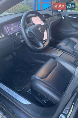 Лифтбек Tesla Model S 2019 в 