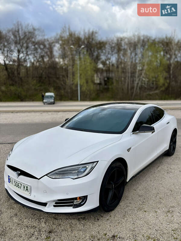 Лифтбек Tesla Model S 2013 в Днепре фото 33 Лифтбек Tesla Model S 2013 в Днепре