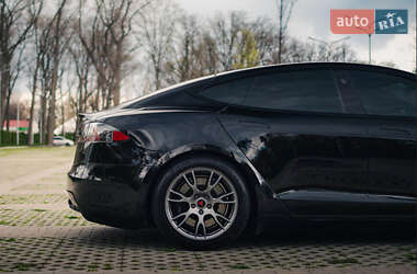 Лифтбек Tesla Model S 2021 в 