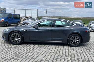 Лифтбек Tesla Model S 2017 в 