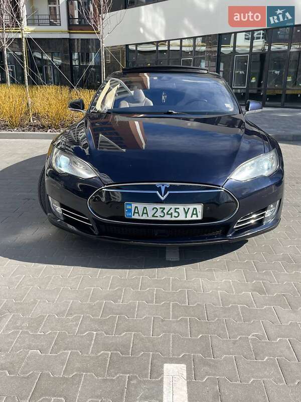 Лифтбек Tesla Model S 2014 в Ирпене фото 3 Лифтбек Tesla Model S 2014 в Ирпене