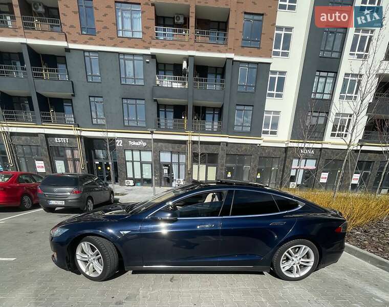 Лифтбек Tesla Model S 2014 в Ирпене фото 4 Лифтбек Tesla Model S 2014 в Ирпене