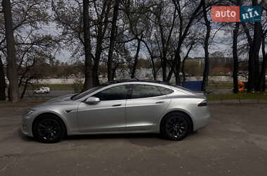 Лифтбек Tesla Model S 2018 в 