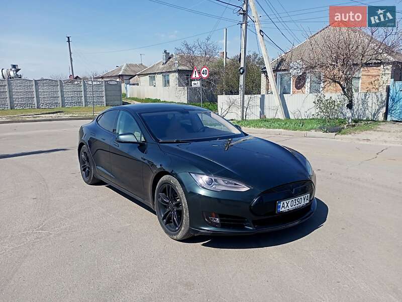 Лифтбек Tesla Model S 2013 в Харькове