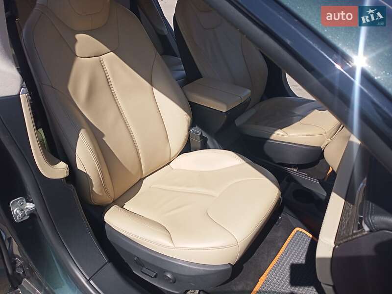 Лифтбек Tesla Model S 2013 в Харькове