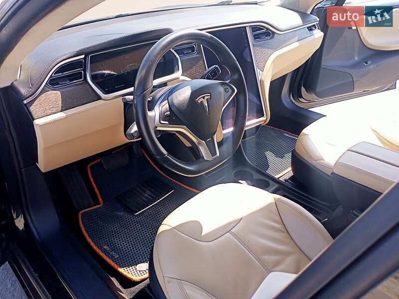 Лифтбек Tesla Model S 2013 в Харькове