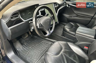 Лифтбек Tesla Model S 2014 в 