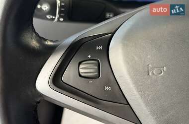 Ліфтбек Tesla Model S 2020 в 