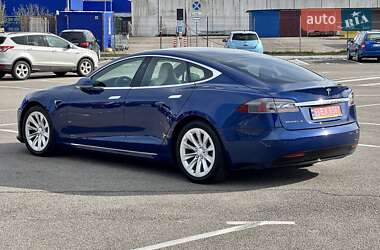 Лифтбек Tesla Model S 2020 в 