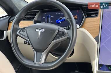 Лифтбек Tesla Model S 2020 в 