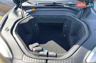Лифтбек Tesla Model S 2014 в 