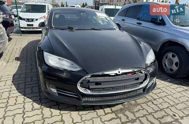 Ліфтбек Tesla Model S 2013 в Львові