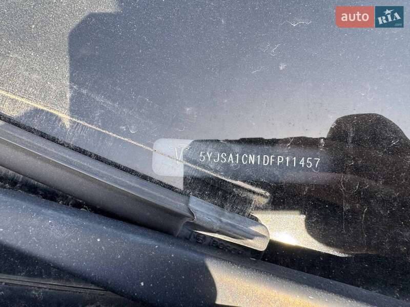 Лифтбек Tesla Model S 2013 в Львове