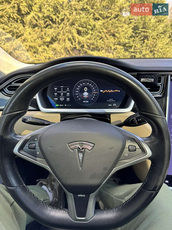 Ліфтбек Tesla Model S 2014 в Шепетівці