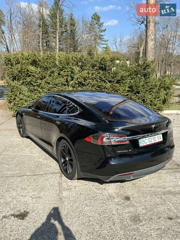 Ліфтбек Tesla Model S 2014 в Шепетівці
