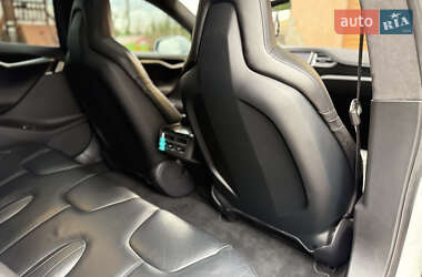 Ліфтбек Tesla Model S 2015 в 