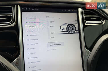 Ліфтбек Tesla Model S 2015 в 