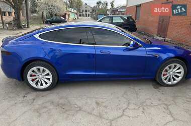 Лифтбек Tesla Model S 2018 в 