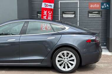 Лифтбек Tesla Model S 2018 в 