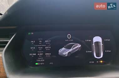 Ліфтбек Tesla Model S 2019 в Трускавці фото 26 Ліфтбек Tesla Model S 2019 в Трускавці
